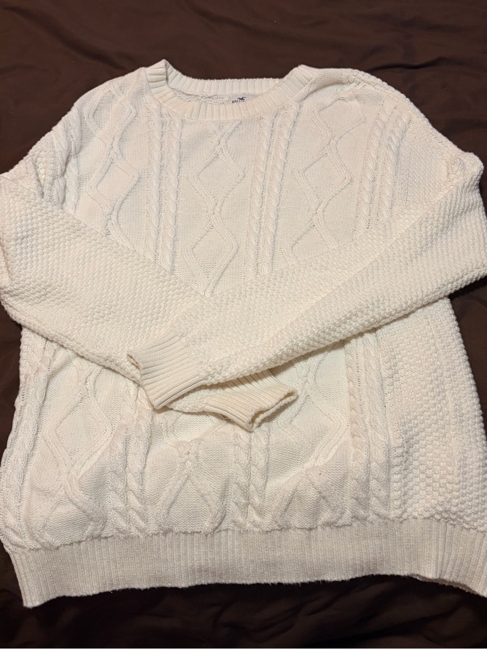 Hollister Cream Cable Knit Crew Neck Sweater